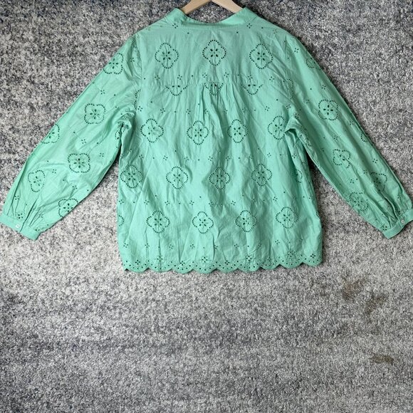 Talbots Shirt Womens Petite Large Green Eyelet Split Neck Scallop Hem Boho - Picture 7 of 7